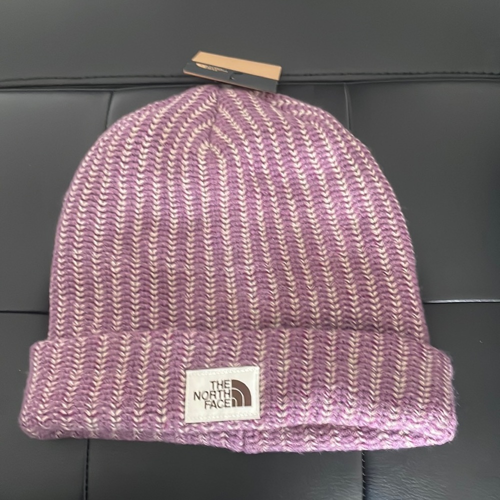 The North Face womens salty bae beanie baby in purple NWT